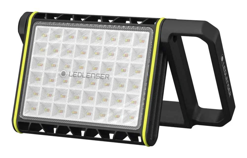 Mega-Angebot LEDlenser Akku-Arbeitsleuchte AF8R Work