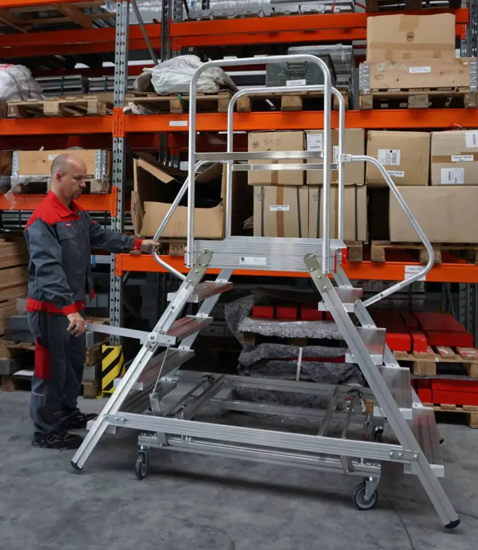 Ausverkauf euroline Mobile Podesttreppe PREMIUM Alu 6 Stufen