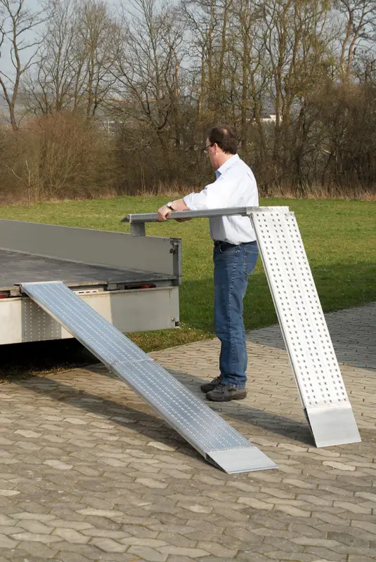 Preiswert Altec Auffahrrampe AOS-F 200 - 2535 mm