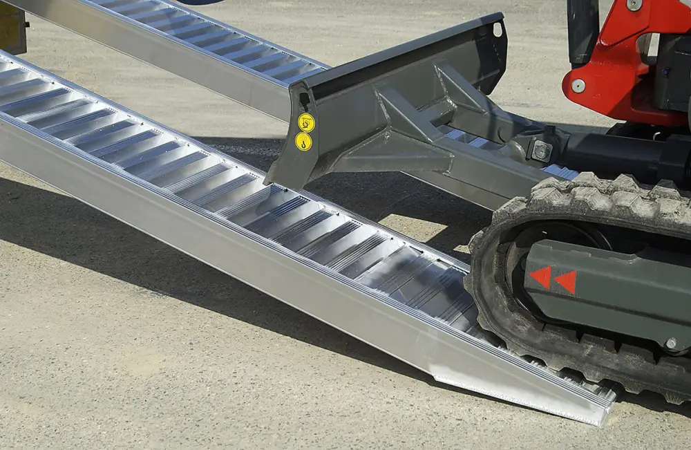 Altec Auffahrrampe AVS 110 305 LG ohne Rand - 3050 mm Günstig