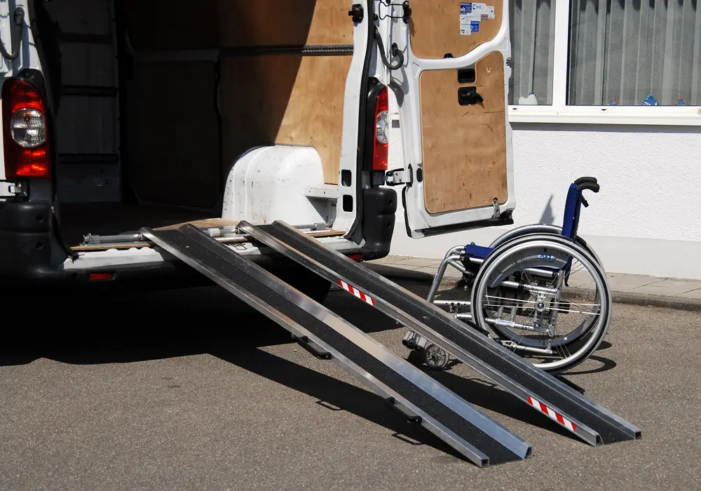 Altec Rollstuhlrampe RAS 2500 mm Geprüft