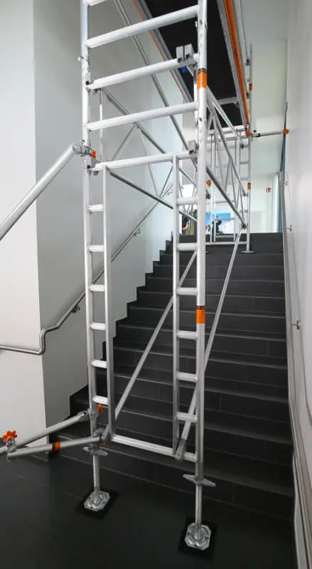Solange Der Vorrat Reicht Layher Uni Standard Treppenkit Typ 2