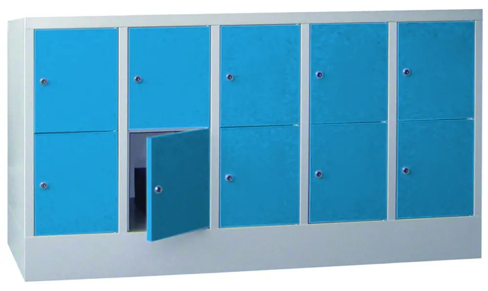 Saisonangebot Pavoy Schließfachschrank mit Sockel und Vollblechtüren 855 x 1500 x 500 mm - 2 x 5 Fächer mit Zylinderschloss - RAL 7035 5012